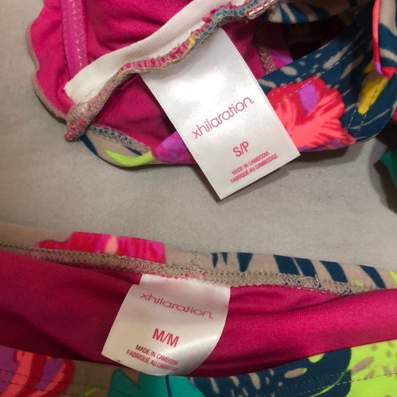 Swimsuit - Picture 4 of 4